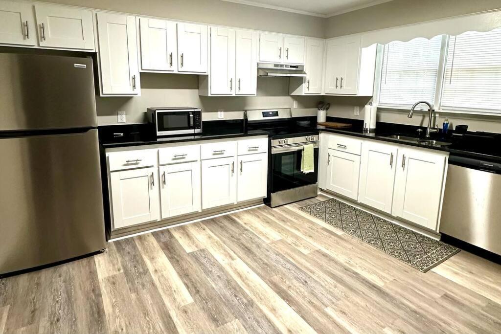 Lake View Home In Огъста Екстериор снимка
